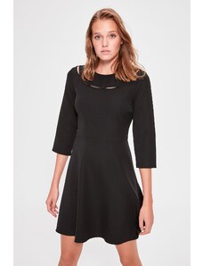 Trendyol Μαύρο Κολάρο Λεπτομερές Φόρεμα