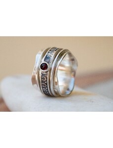 SILVERstro Ασημένιο spinner δαχτυλίδι με Γρανάδα(Red Garnet)
