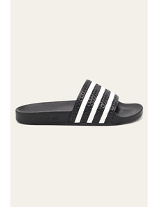 Παντόφλες adidas Originals χρώμα: μαύρο