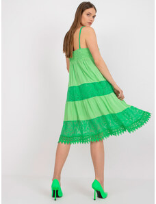 Fashionhunters Πράσινο φόρεμα από βισκόζη από την OH BELLA