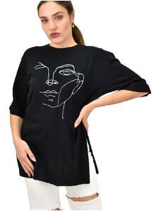 First Woman Γυναικείο T-shirt με τύπωμα πρόσωπο