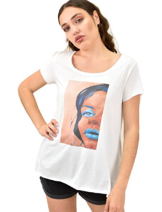 First Woman Γυναικείο T-shirt με τύπωμα κοπέλα και στρας