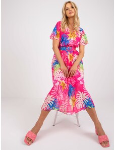 Fashionhunters Ροζ πλισέ μίντι φόρεμα με τροπικό τύπωμα