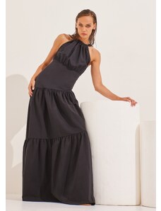 KATELONDON Φόρεμα μακρύ με λαιμόκοψη halter - Μαύρο