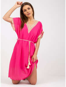 Fashionhunters Ροζ φόρεμα ενός μεγέθους με πλεγμένη ζώνη