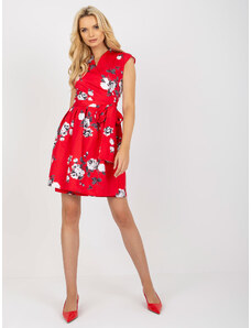 Fashionhunters Κόκκινο ρέον φόρεμα κοκτέιλ με λουλούδια