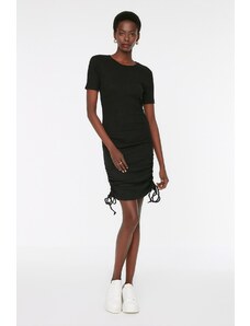 Trendyol Μαύρο Πλεκτό Φόρεμα με Πτυχωτές Πλευρές