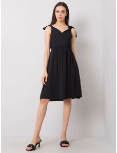 Fashionhunters OCH BELLA Μαύρο φόρεμα με τριγωνική λαιμόκοψη