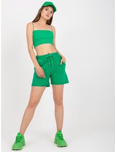 Fashionhunters Βασικό πράσινο σορτς με ψηλή μέση