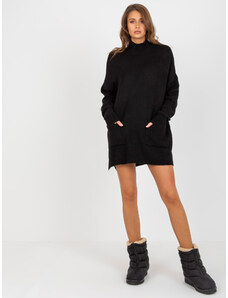 Fashionhunters Γυναικείο μαύρο oversized πουλόβερ με ζιβάγκο