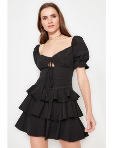 Trendyol Μαύρο Σούφρα Λεπτομερές φόρεμα Poplin