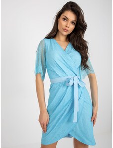 Fashionhunters Γαλάζιο φόρεμα κοκτέιλ δαντέλα με ζώνη