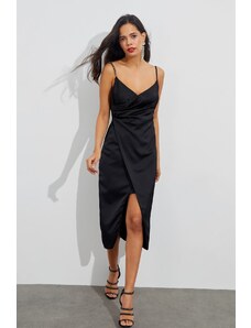 Cool & Sexy Γυναικεία Μαύρο Ντραπέ Σατέν Φόρεμα