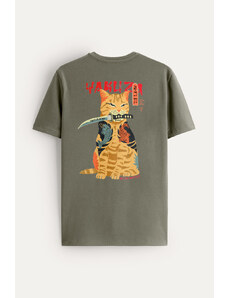 UnitedKind Yakuza Cat, T-Shirt σε χακί χρώμα
