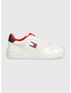 Δερμάτινα αθλητικά παπούτσια Tommy Jeans TJW RETRO BASKET GLOSSY χρώμα: άσπρο, EN0EN02206