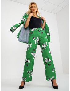 Fashionhunters Πράσινο φαρδύ υφασμάτινο παντελόνι με λουλούδια από το κοστούμι