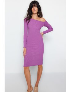 Trendyol Purple Ribbed Off-the-ώμο εφαρμοστό/κομψό midi, ευέλικτο πλεκτό φόρεμα
