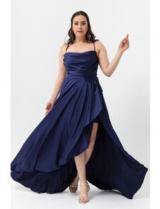 Lafaba Γυναικείο Navy Blue Plus Size Σατέν Βραδινό Φόρεμα με Βολάν και Slit Prom Prom Dress.