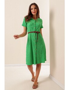 By Saygı Από Saygı Κοντό μανίκι αναζητητές φόρεμα με κουμπιά στο μπροστινό μέρος με ζώνη και πράσινο