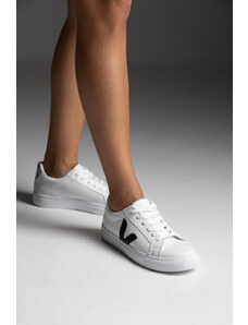 LOVEFASHIONPOINT Sneaker Γυναικεία Λευκά-Μαύρα Δερματίνη