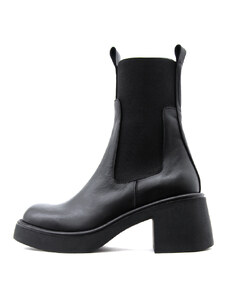 LEATHER CHELSEA BOOTS WOMEN INUOVO