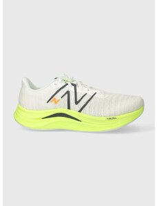 Παπούτσια για τρέξιμο New Balance FuelCell Propel v4 χρώμα: άσπρο