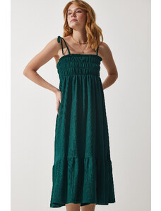 Happiness İstanbul Women's Emerald Green Strappy Crinkle Summer Knitted Dress
