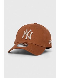 Βαμβακερό καπέλο του μπέιζμπολ New Era χρώμα: καφέ, NEW YORK YANKEES