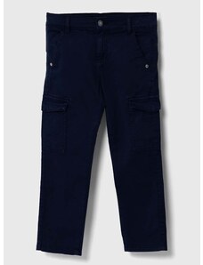 Παιδικό παντελόνι Guess χρώμα: ναυτικό μπλε
