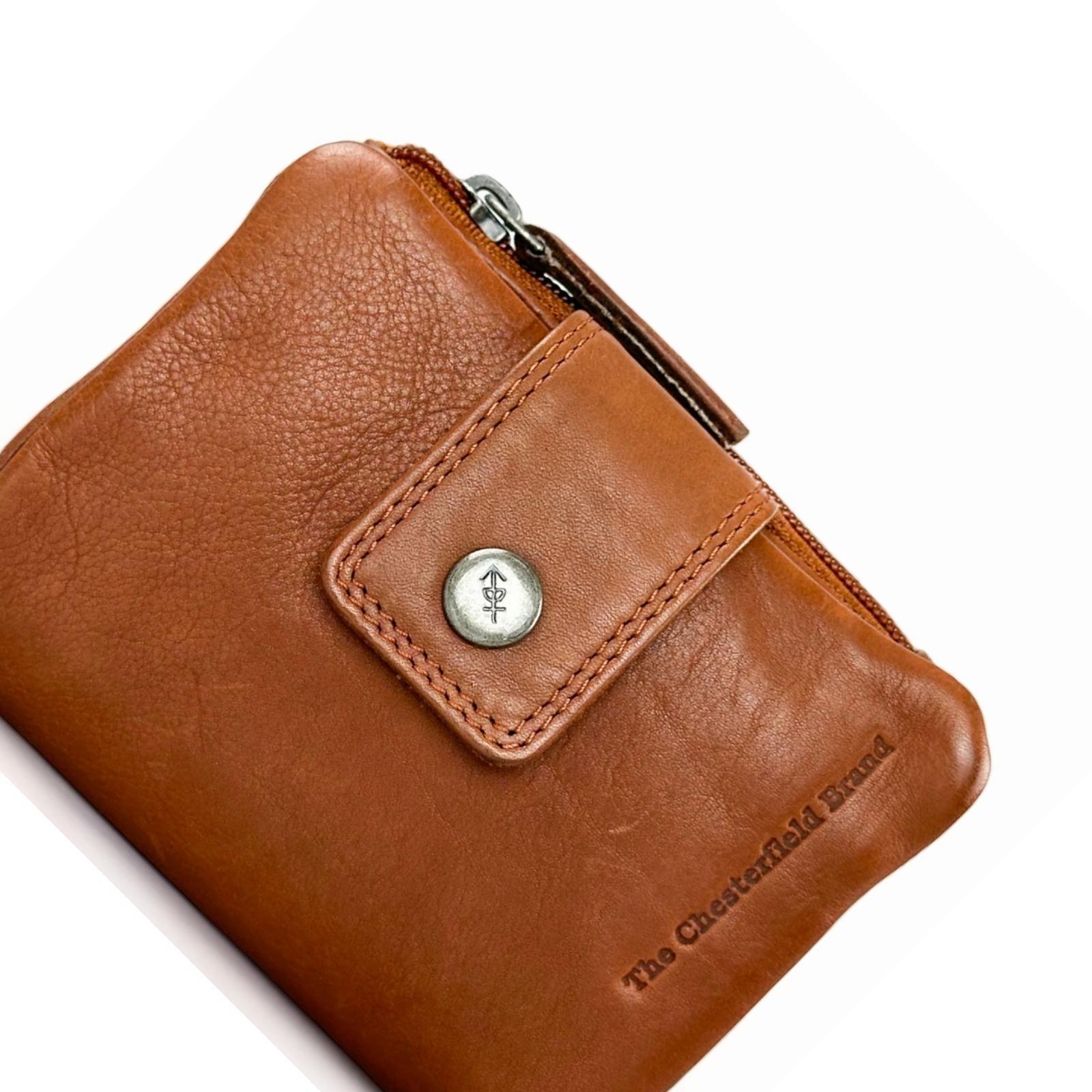 Πορτοφόλι μαλακό δέρμα Ταμπά The Chesterfield Brand C08.050731