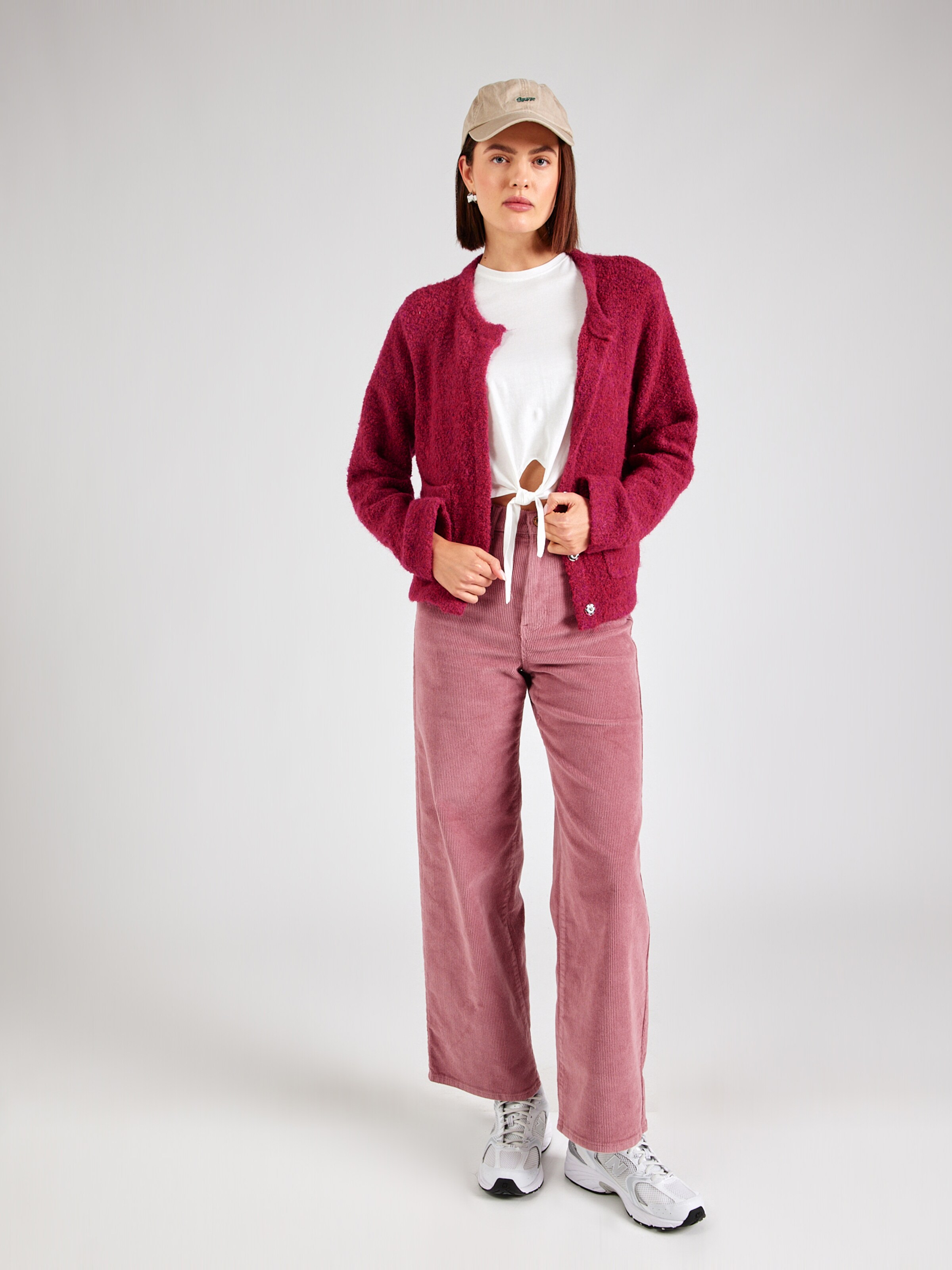 ONLY Μπλουζάκι 'MAY' σκούρο μπλε / λευκό