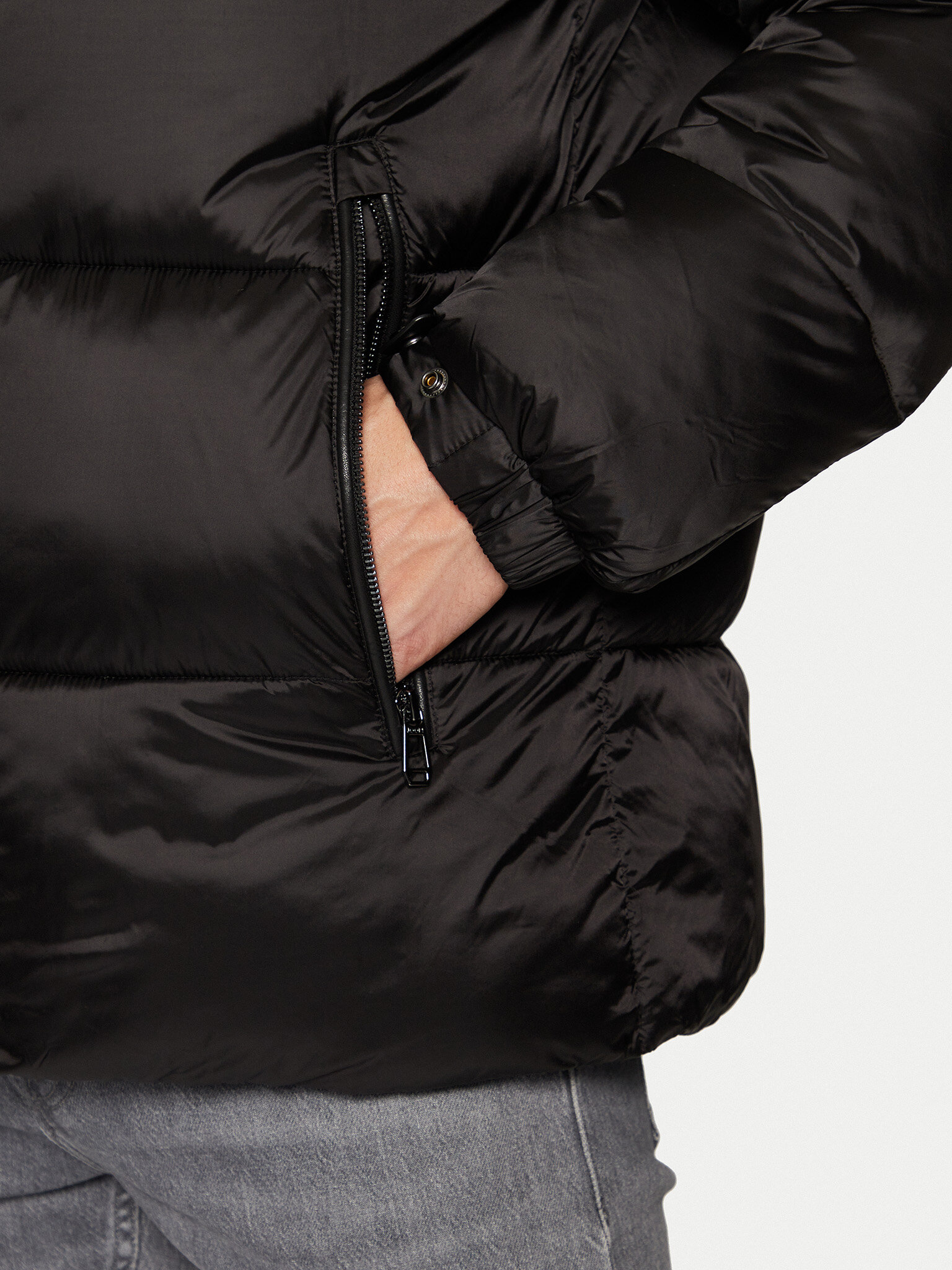 Μπουφάν χειμωνιάτικο JOOP!