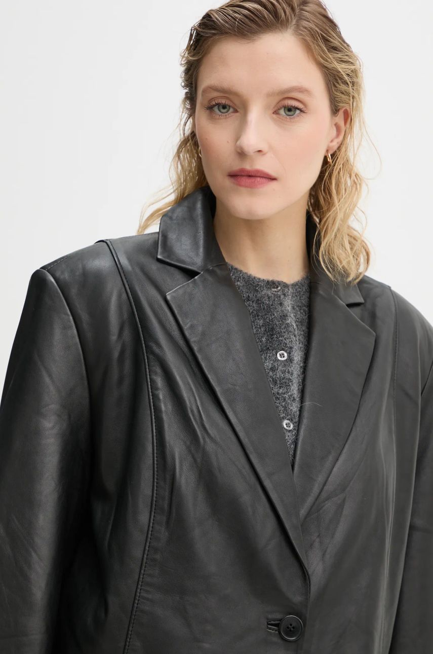 Δερμάτινο σακάκι Gestuz