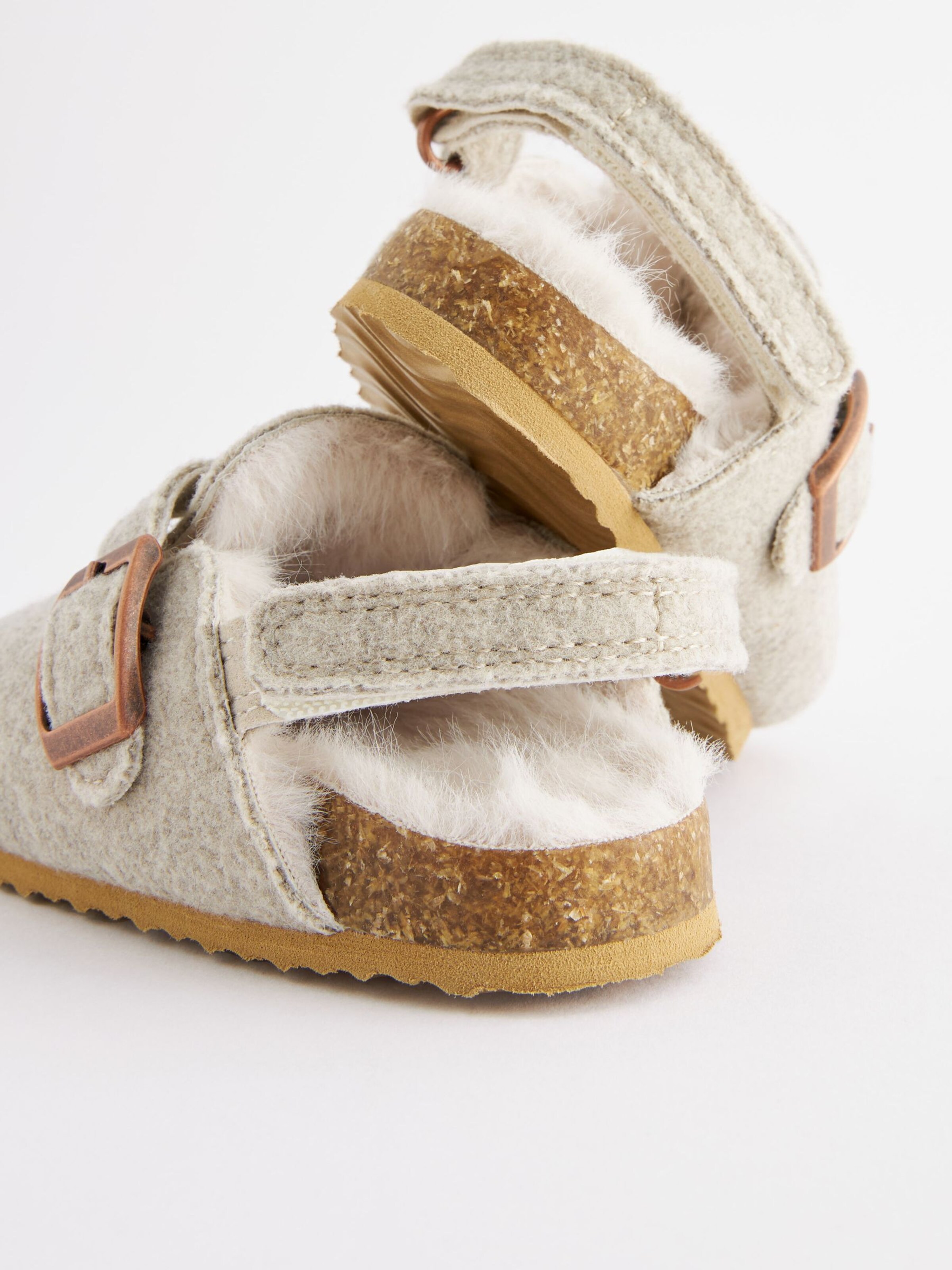 Next Παντόφλα κρεμ / ανοικτό καφέ