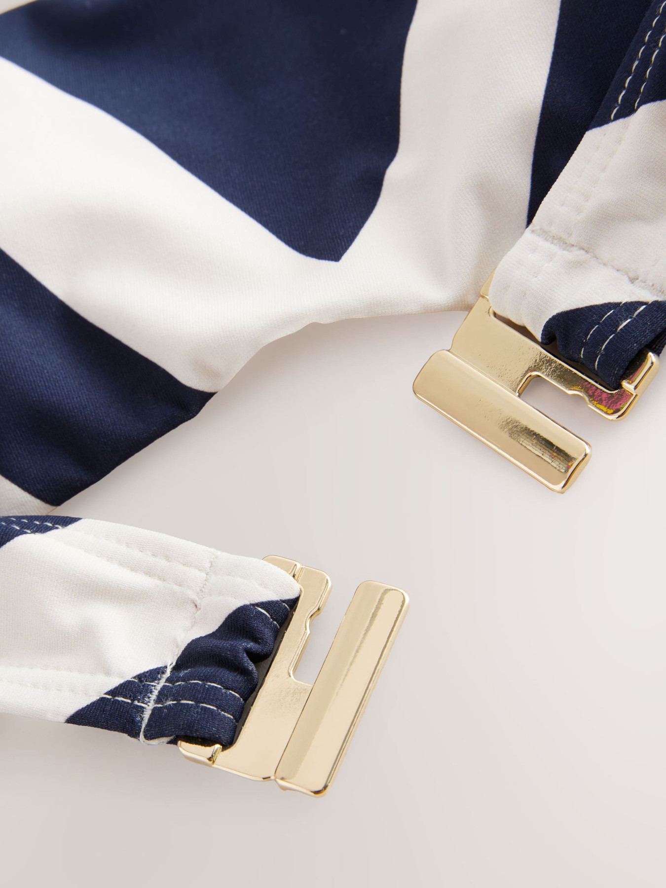 Next Τοπ μπικίνι ναυτικό μπλε / λευκό