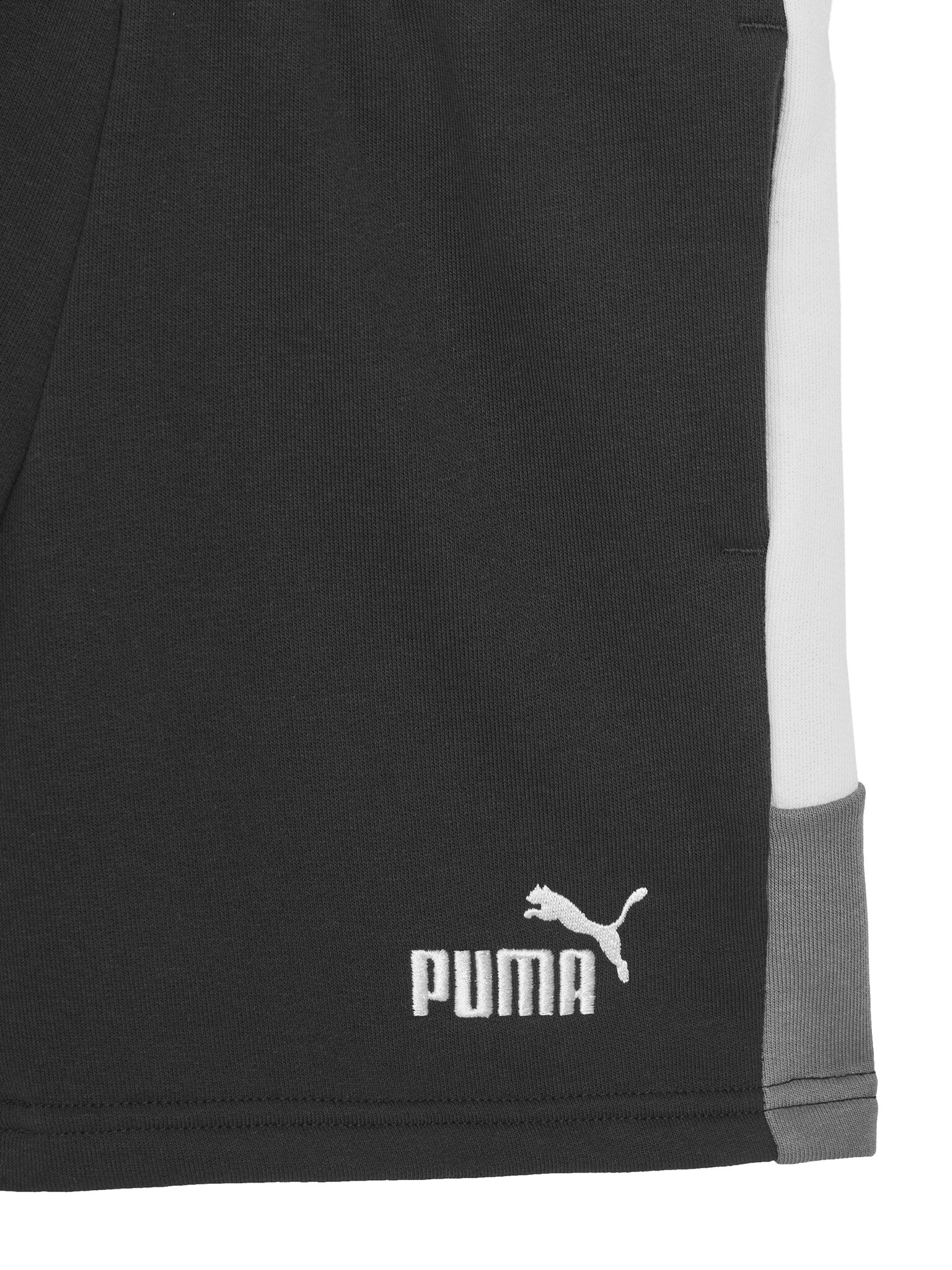 Αθλητικό σορτς Puma
