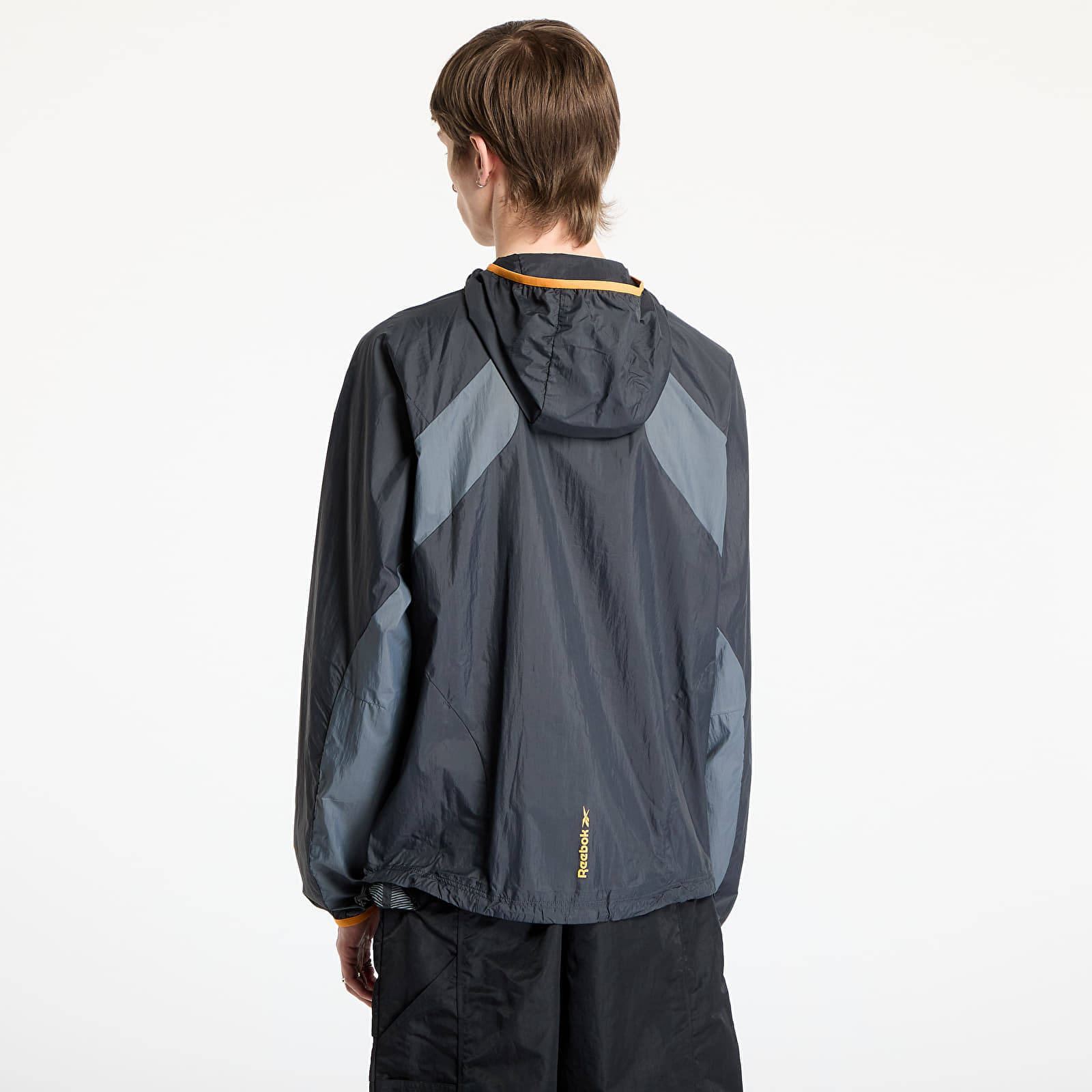 Μπουφάν Reebok Wind Run Jacket Washed Black/ Grey 3 M