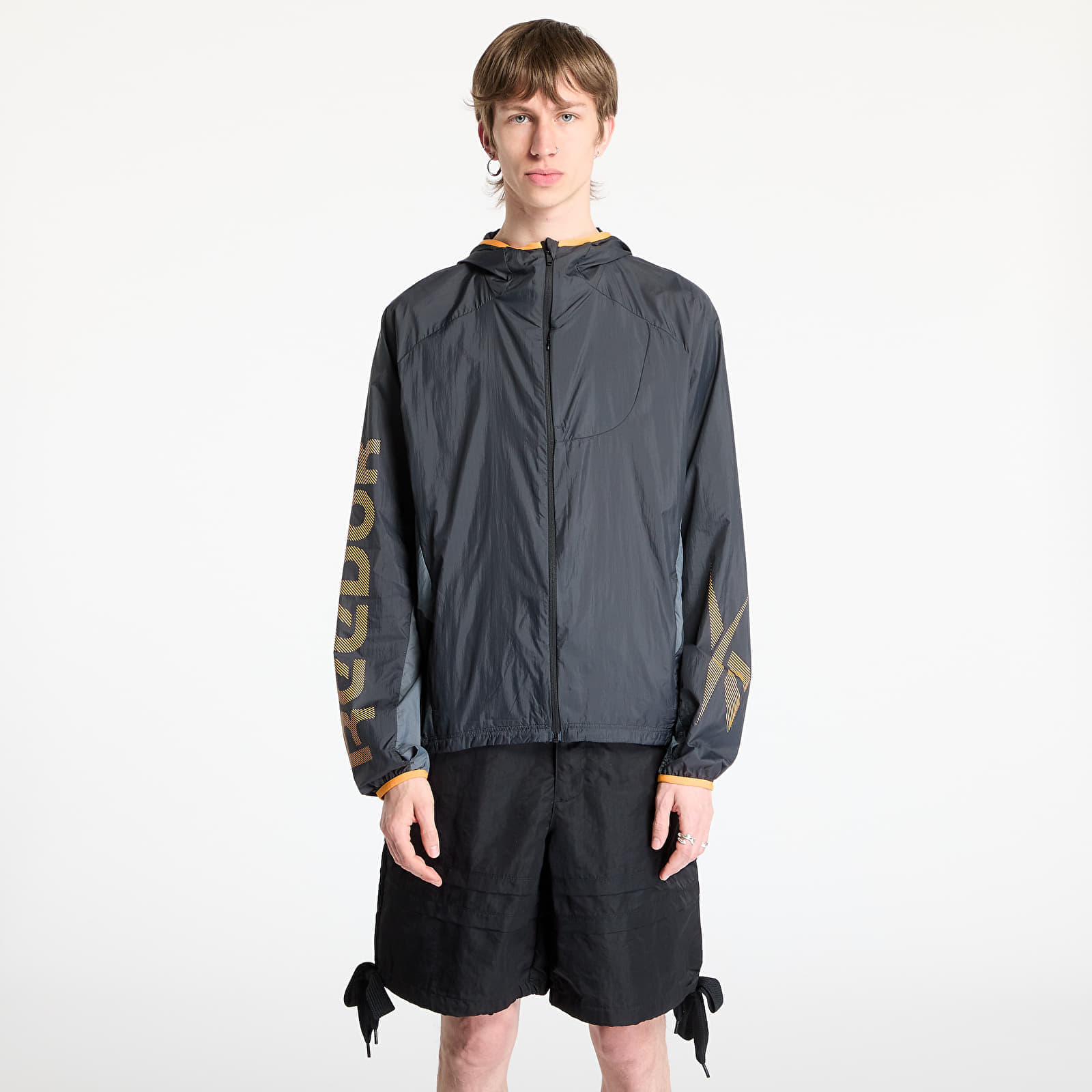 Μπουφάν Reebok Wind Run Jacket Washed Black/ Grey 3 M