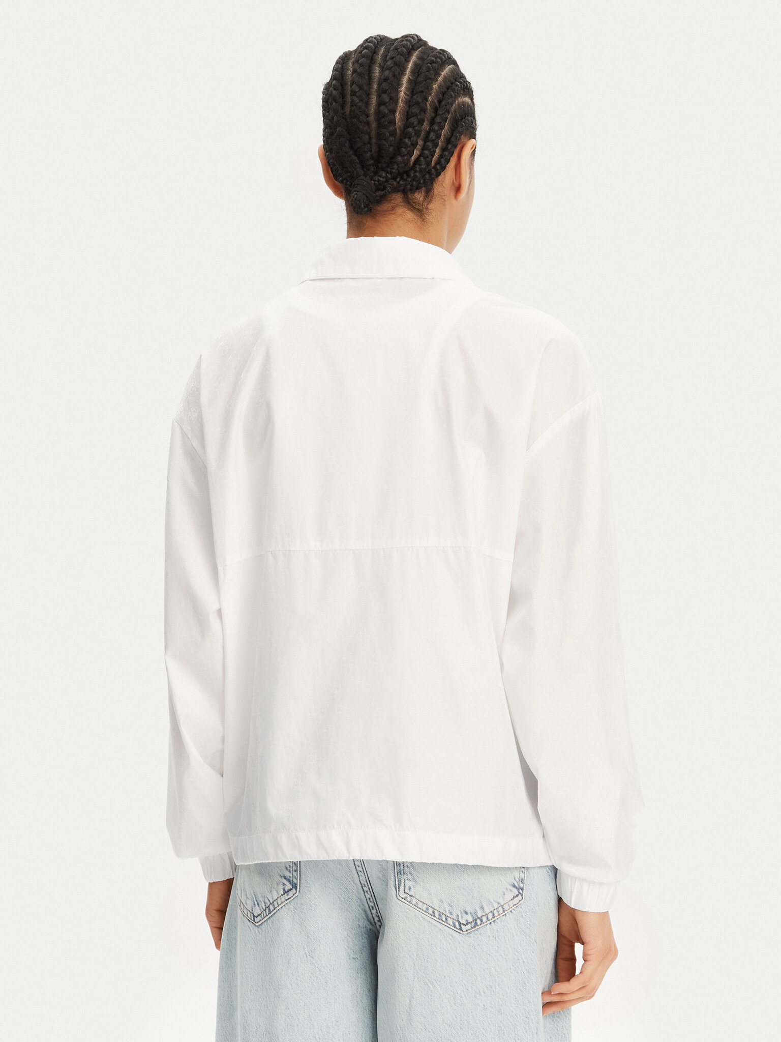 Μπουφάν μεταβατικό Guess