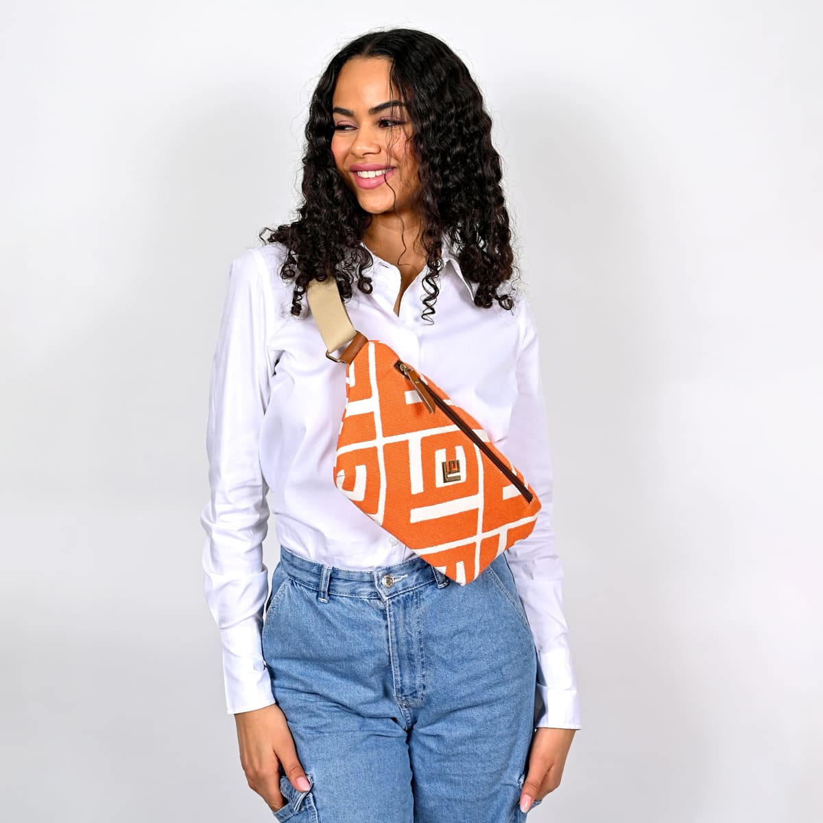 Lovely Τσάντα μέσης στήθους Camelia Rinella Bag πλεκτό ύφασμα πορτοκαλί άσπρο 6CA-RI-15