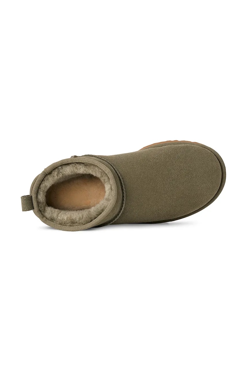 Μπότες χιονιού σουέτ UGG Classic Ultra Mini - GLAMI.gr