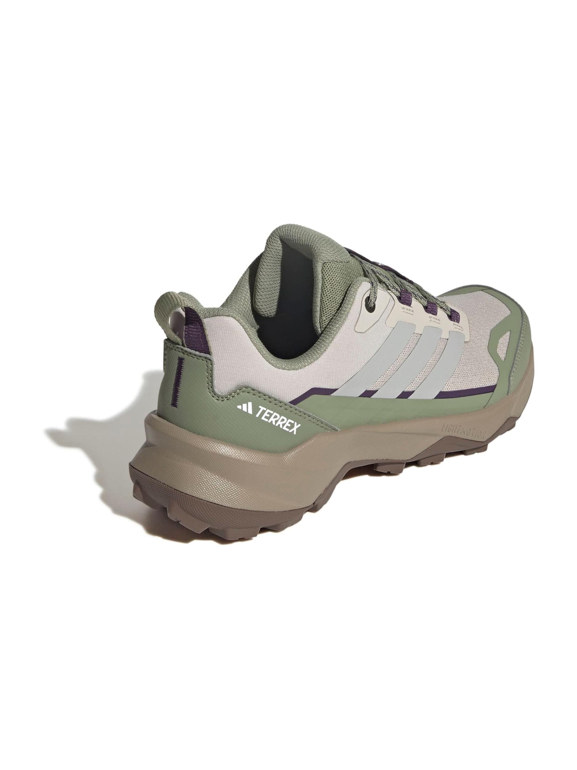 ADIDAS TERREX Χαμηλό παπούτσι 'SKYCHASER AX5' γκριζομπέζ / χακί / μαύρο / λευκό