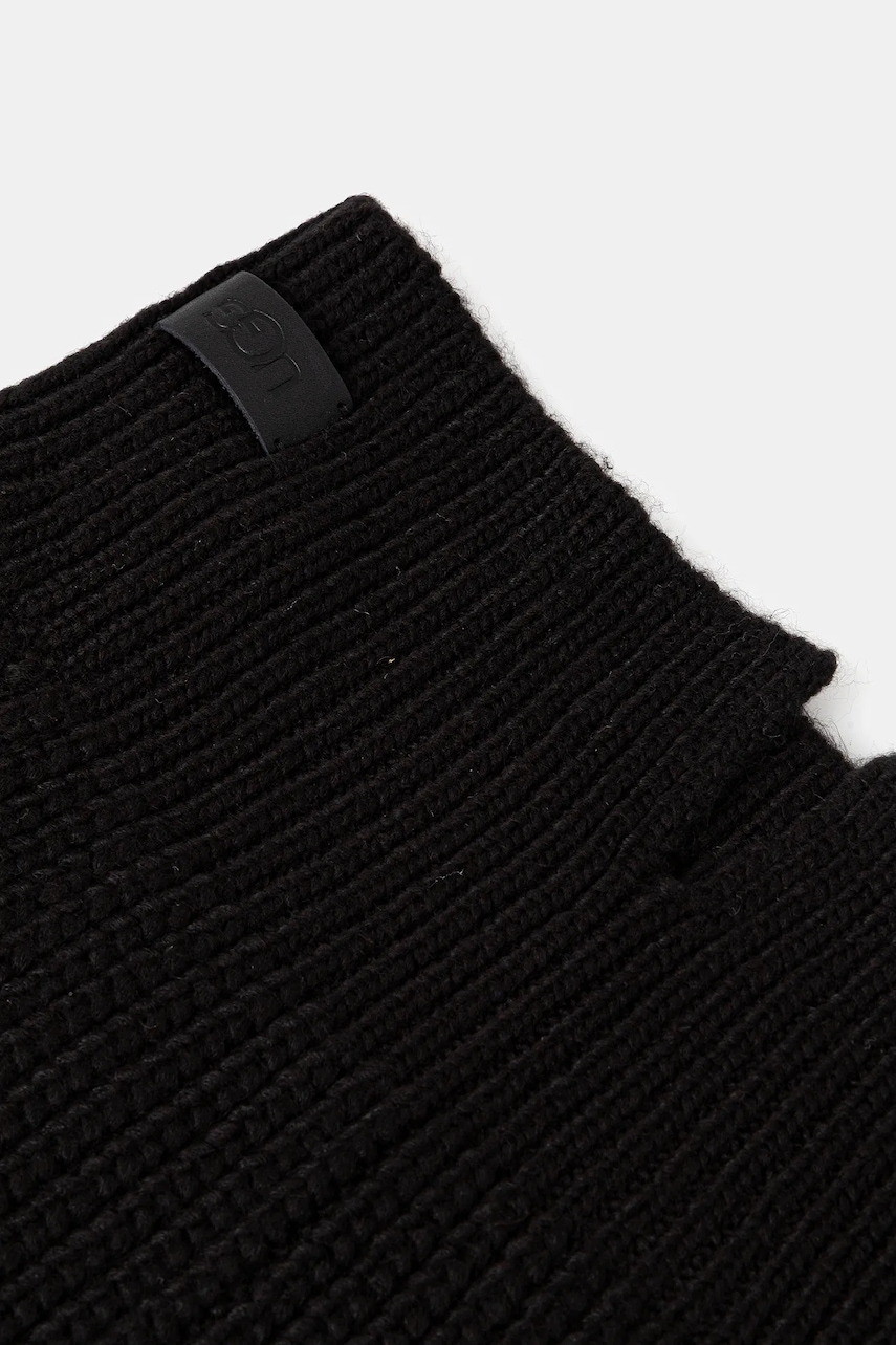 Κουκούλα από μαλλί UGG CABLE