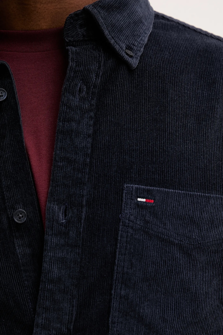 Πουκάμισο κοτλέ Tommy Jeans ανδρικά, χρώμα: ναυτικό μπλε, DM0DM22021