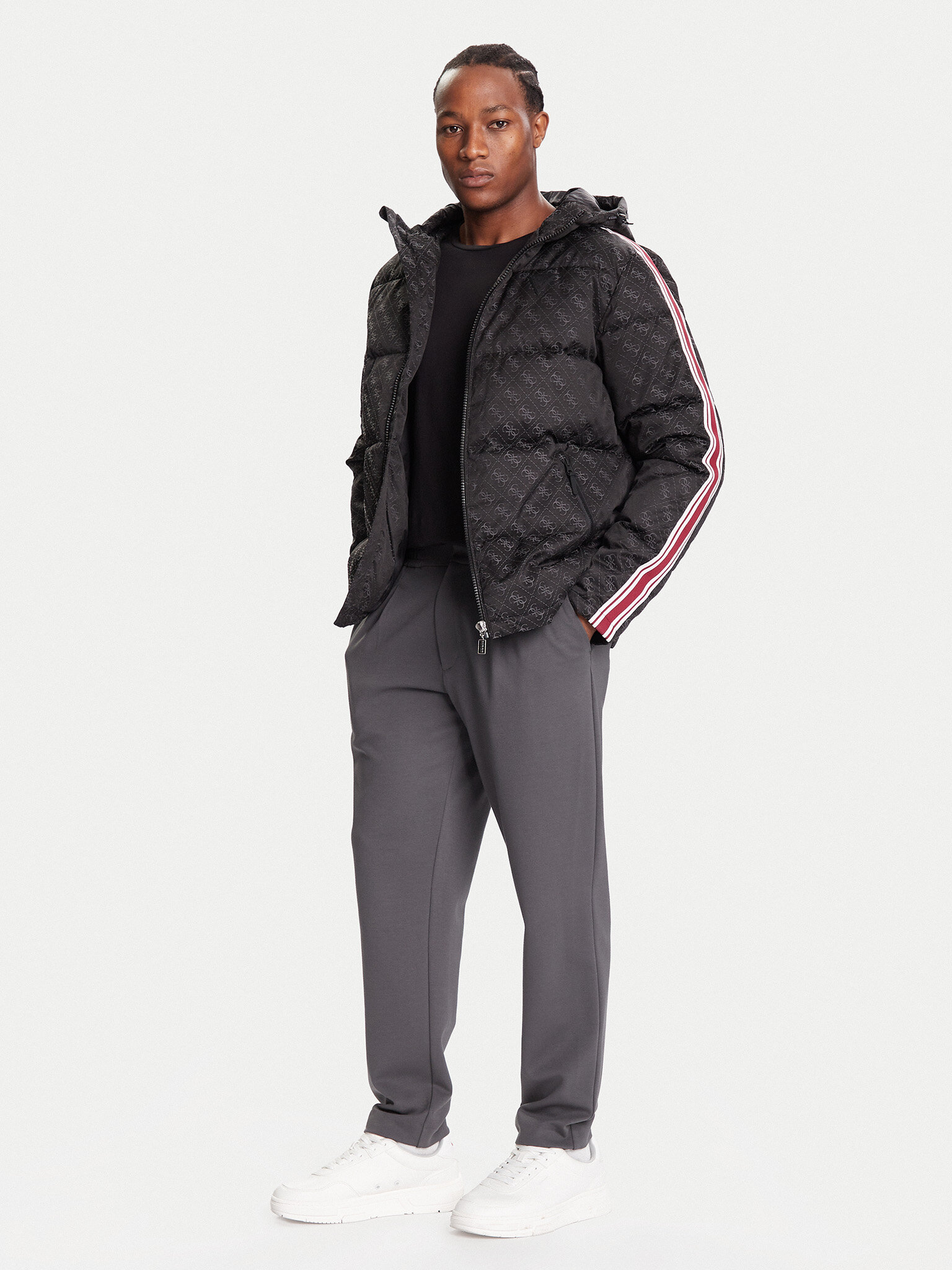 Μπουφάν μεταβατικό Guess