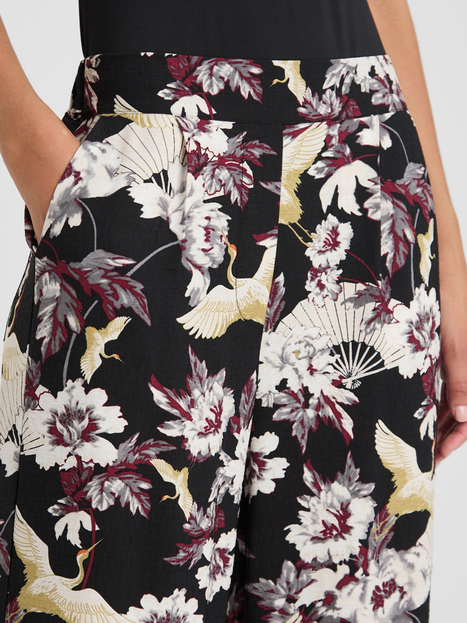 Guido Maria Kretschmer Women Παντελόνι πλισέ 'Orelia' σαμπάνια / σκούρο κόκκινο / μαύρο / λευκό