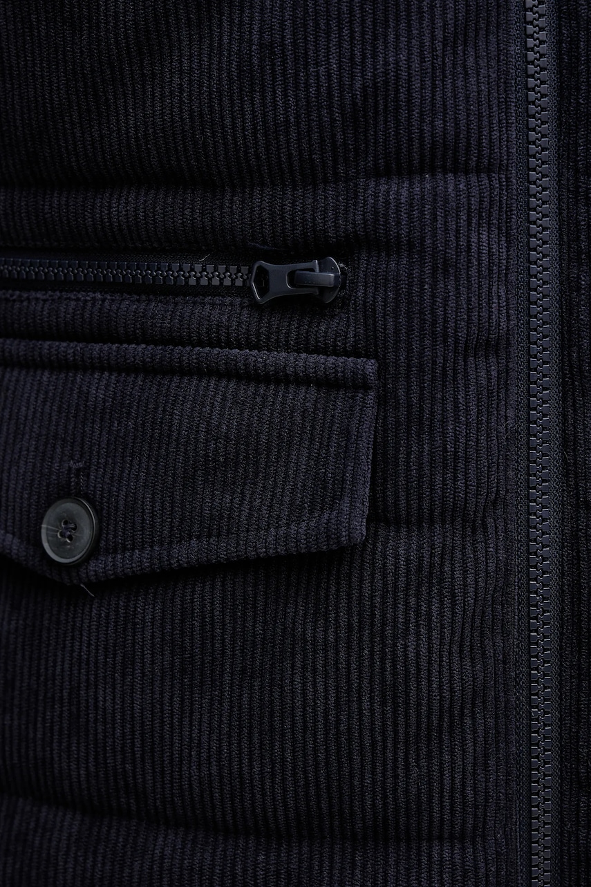 Αμάνικο μπουφάν United Colors of Benetton