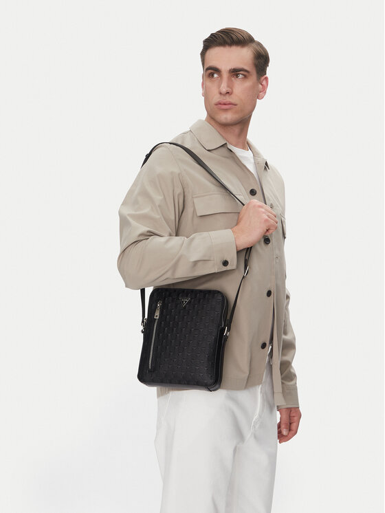 Τσαντάκι Guess