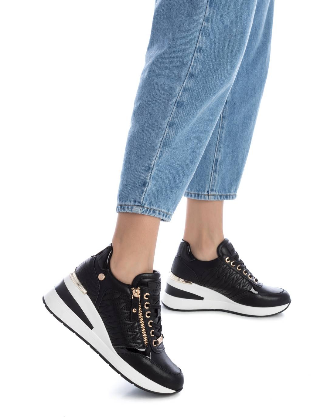 Xti Γυναικείo Sneaker 143071 Vegan