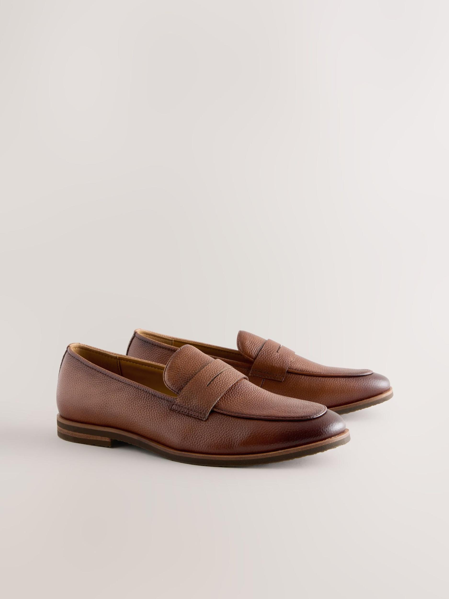 Next Παντοφλέ καφέ